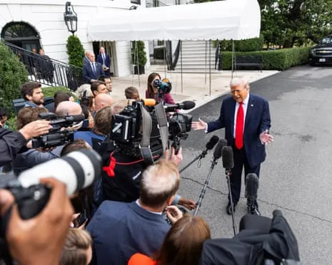 Trump's Reaction to Court Ruling on Tariffs Called Absurd – Even by His Metrics