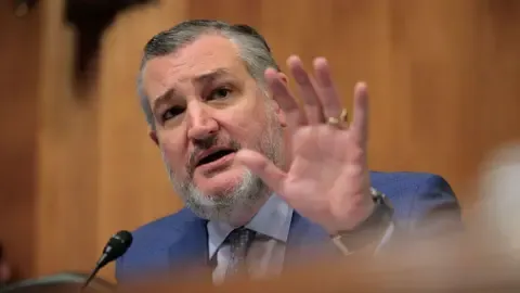 Senator Ted Cruz Compares American Broadcast Oversight Body to ‘Mafioso’ on Jimmy Kimmel Program